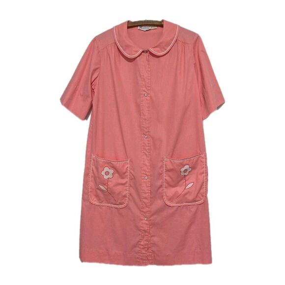 Vintage 50s 60s Model’s Coat Pink Emb Posey Pocket Housecoat Pearl Snaps L - Picture 1 of 7
